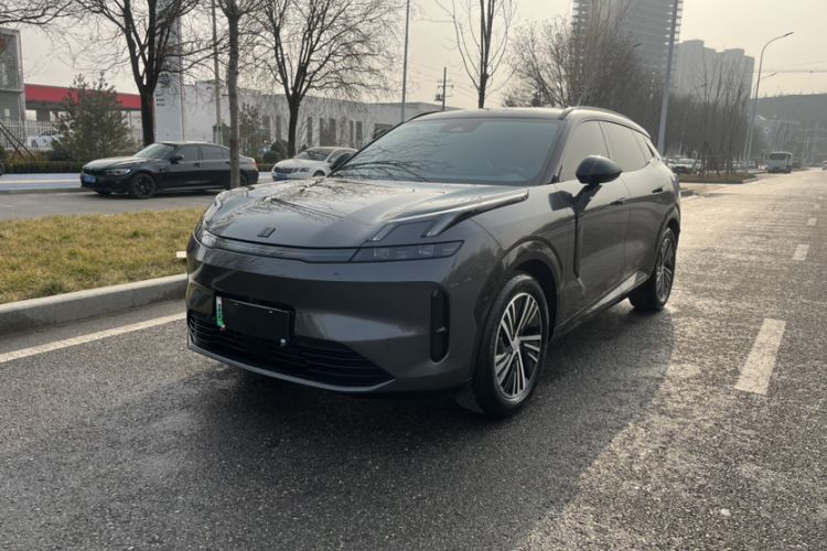 Used Lynk & Co 08 EM-P 2023 245km Ultra-Long Range Halo