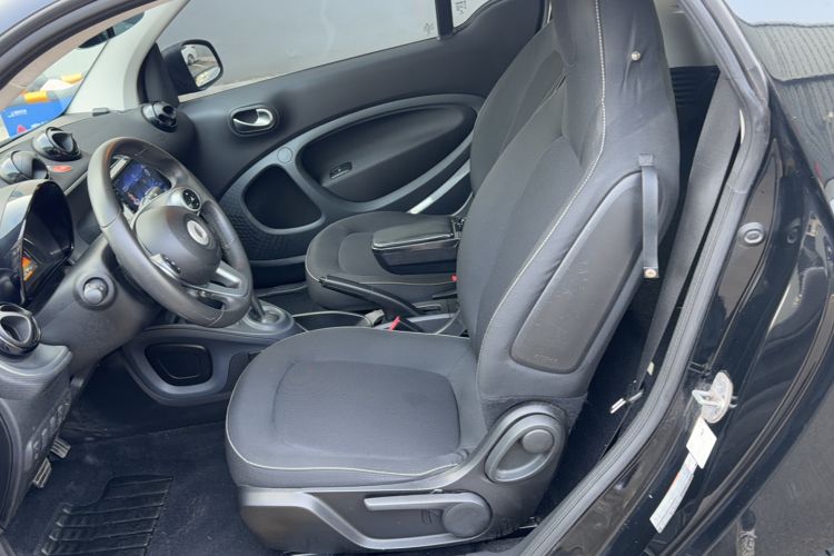 Used  fortwo 2015 1.0L 52 kW Hardtop Passion Edition
