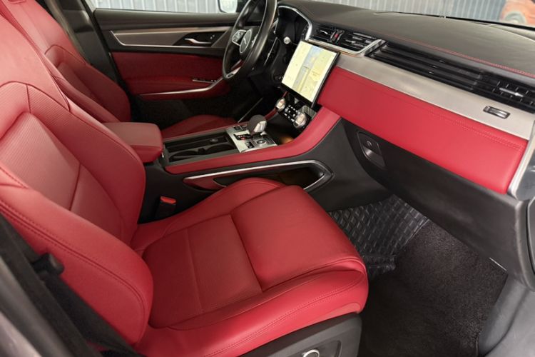 Used Jaguar F-PACE 2021 250 PS R-Dynamic S
