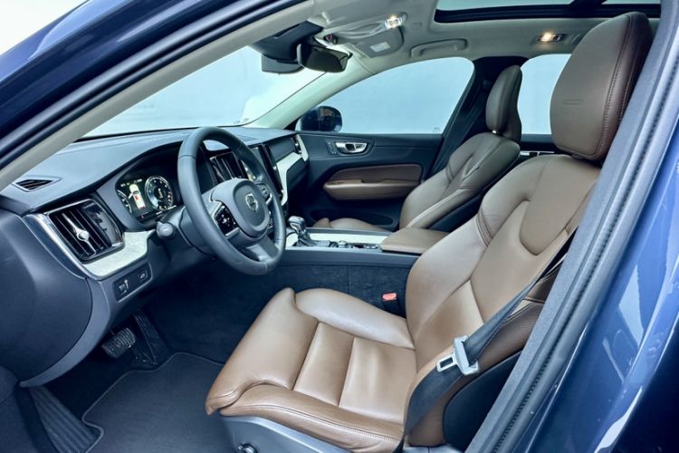 Used Volvo XC60 2020 T5 4x4 Smart Luxury Edition