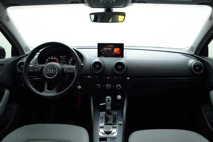 Used Audi A3 2020 Limousine 35 TFSI Ambition China VI
