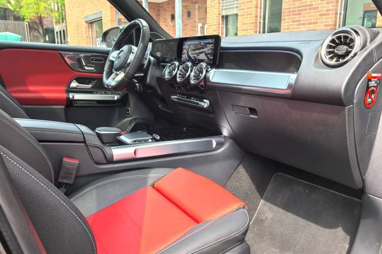 Used Mercedes-Benz GLB AMG 2023 AMG GLB 35 4MATIC
