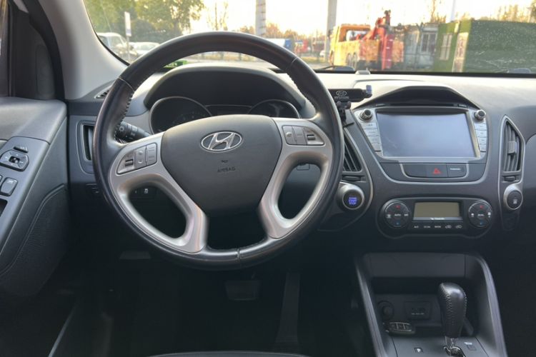 Used Hyundai ix35 2013 2.0L Automatic Two-Wheel Drive Smart GLS China IV Standard
