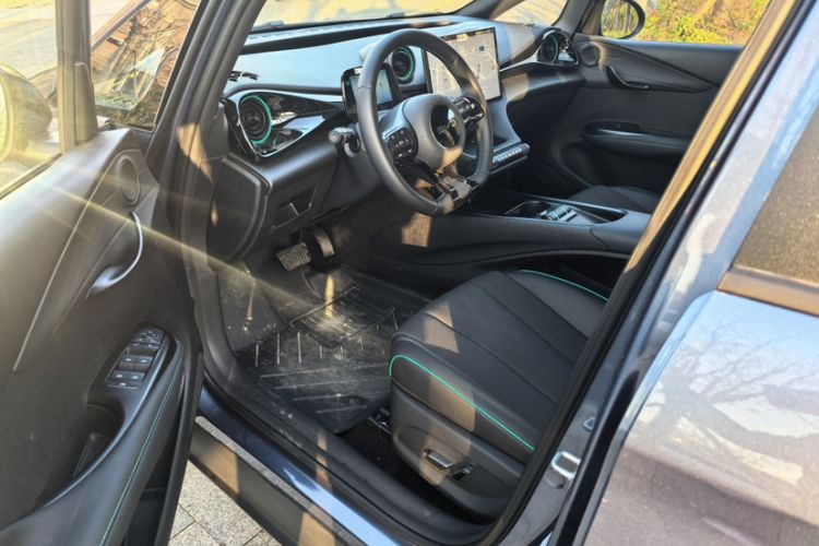 Used BYD Dolphin 2025 420km Free Edition
