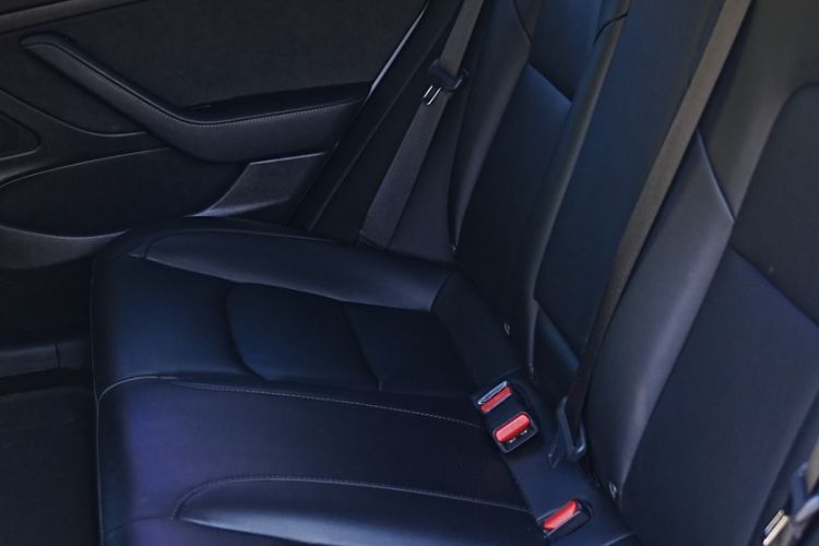 Used Tesla Model 3 2019 Standard Range Rear-Drive Upgraded Version
