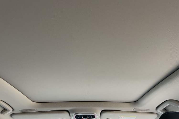 Used Lynk & Co 05 2020 2.0TD Two-Wheel Drive Shine Halo
