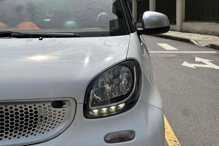 Used  fortwo 2015 1.0L 52 kW Hardtop Passion Edition