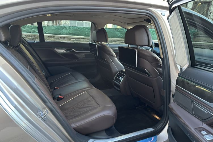 Used BMW 7 Series 2018 730Li Luxury Model Excellence Package