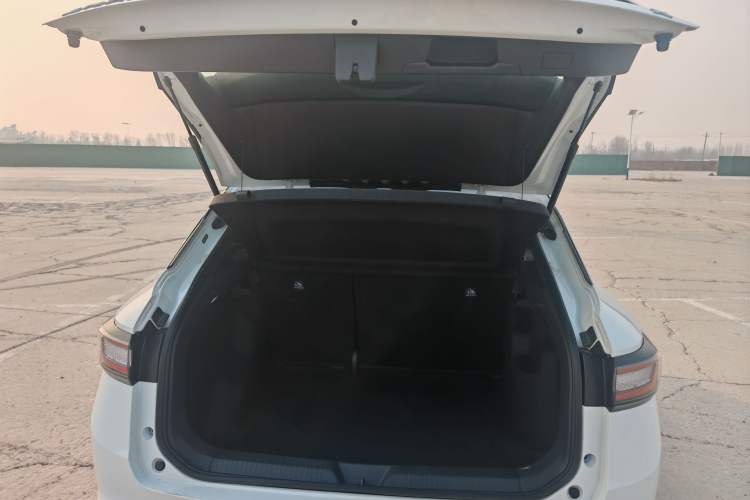 Used Volkswagen ID.4 X 2025 Smart Version Pure & Intelligent Enjoyment Edition
