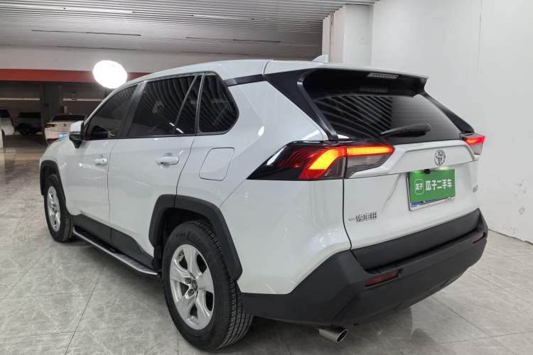 Used Toyota RAV4 2021 2.0L CVT Two-Wheel Drive Urban Edition
