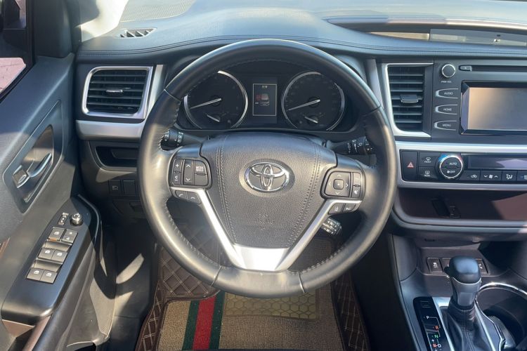 Used Toyota Highlander 2018 2.0T Four-Wheel Drive Luxury Version 7 Seats China VI Standard
