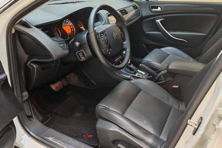 Used Citroen C5 2014 1.6T Automatic Luxury Model
