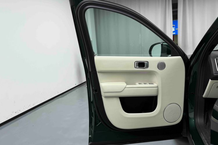 Used Li Auto L9 2022 Max model
