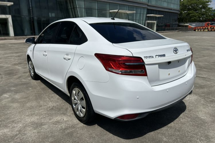 Used Toyota YARiS L 2017 1.5E CVT Dynamic Edition
