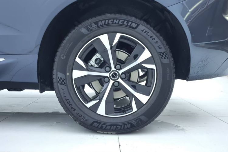 Used Volvo XC60 2026 B5 4x4 Smart Luxury Edition
