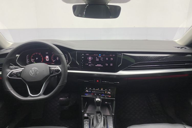 Used Volkswagen Passat 2023 Restyled 330TSI Starry Luxury Edition