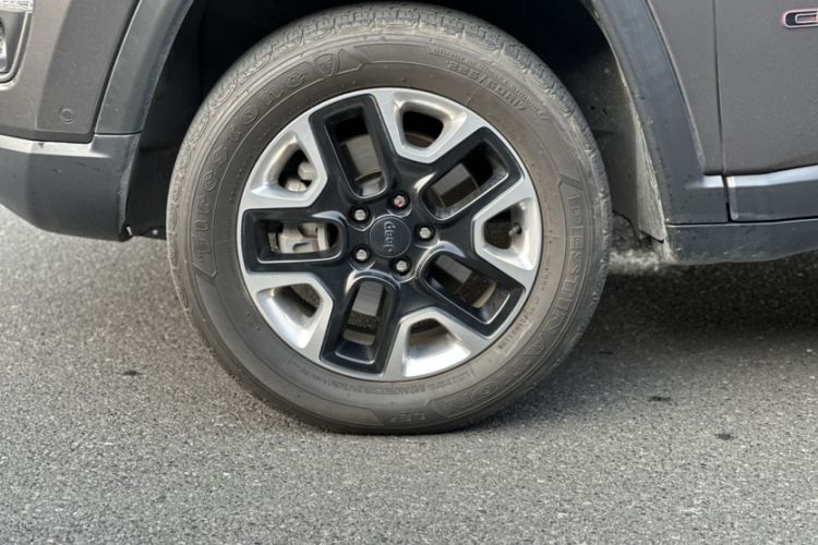 Used  Compass 2019 220T Automatic Four-Wheel Drive High-Performance Flagship Edition
