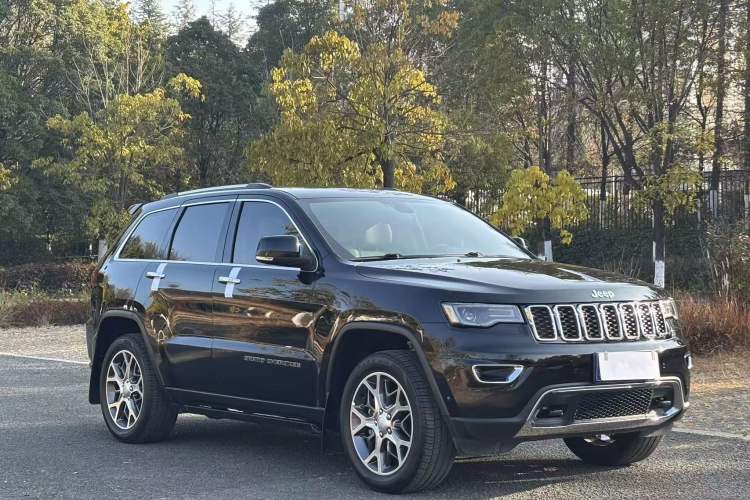 Used  Grand Cherokee 2020 3.0L Elite Navigation Edition
