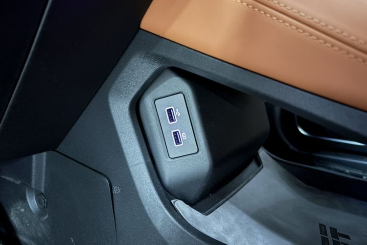 Used JETOUR Shanhai Shanhai L7 2024 1.5T 120km ULTRA 7-Seater
