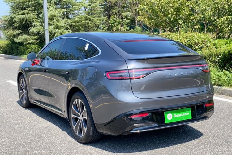 Used Hima Luxeed R7 2024 All-Electric 802 km Max
