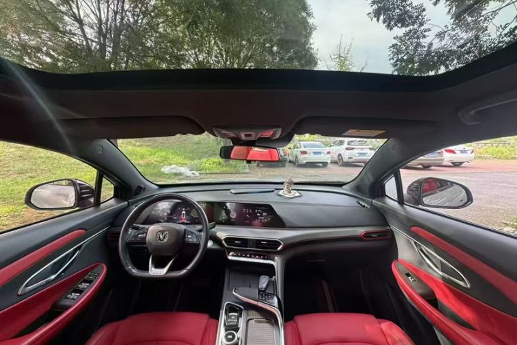 Used Changan UNI-T 2020 1.5T Prestige Version
