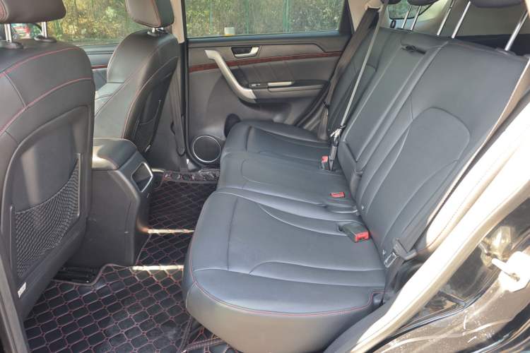 Used Haval H6 2017 Red-Label Sport Edition 1.5T Manual Two-Wheel Drive Elite Model
