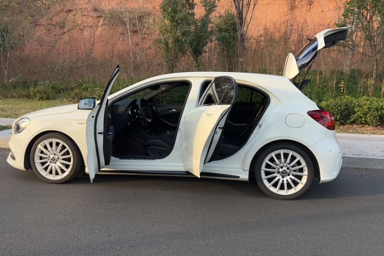 Used Mercedes-Benz A-Class (Import) 2017 A 200 Polar Limited Edition
