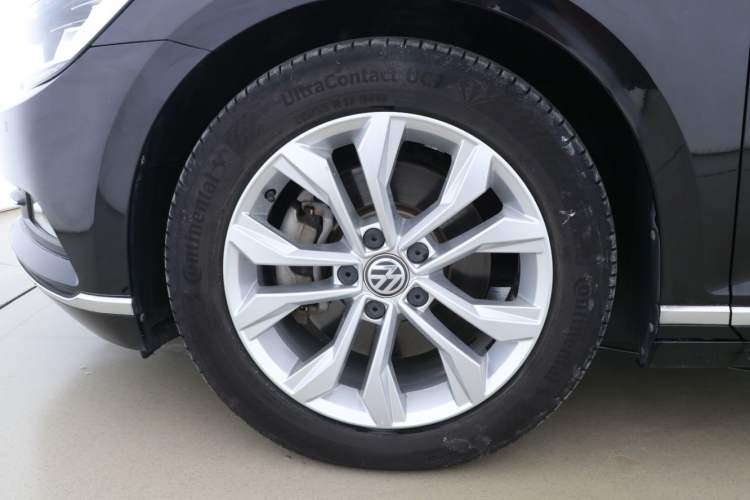 Used Volkswagen Magotan 2019 330TSI DSG Luxury Version China VI Standard
