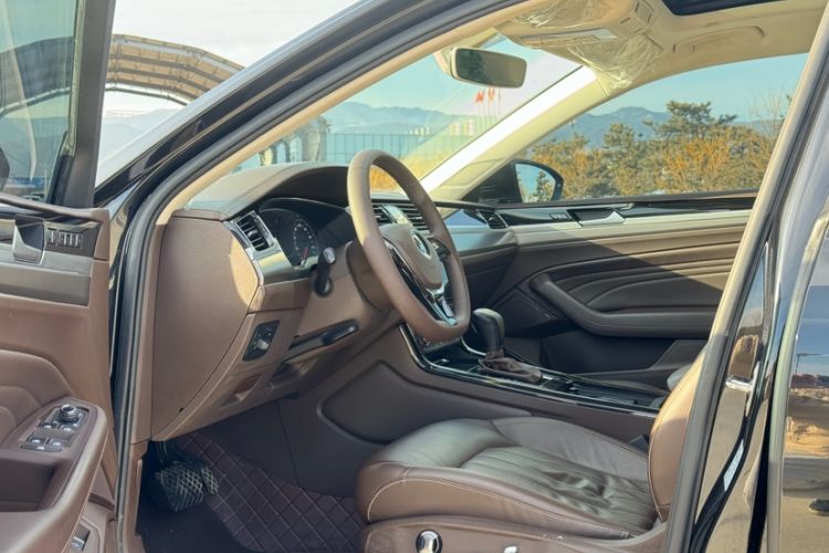 Used Volkswagen Phideon 2021 380TSI Luxury Edition