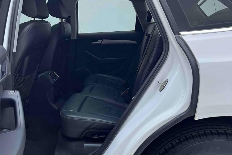 Used Audi Q5 2015 40 TFSI Technology Edition
