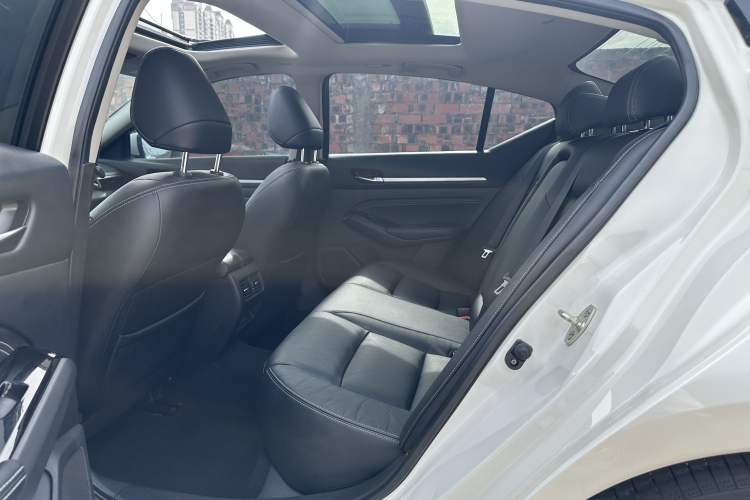 Used Nissan Teana 2021 2.0T XL Upper AD1 Smart Navigation Edition
