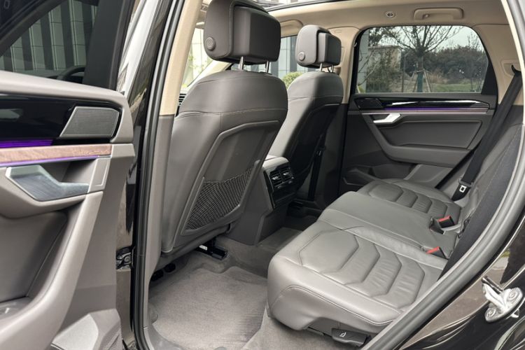 Used Volkswagen Touareg 2020 2.0 TSI RuiShang Edition China VI Standard
