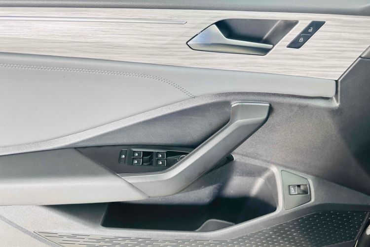 Used Volkswagen Sagitar 2023 300TSI DSG Excellence Edition
