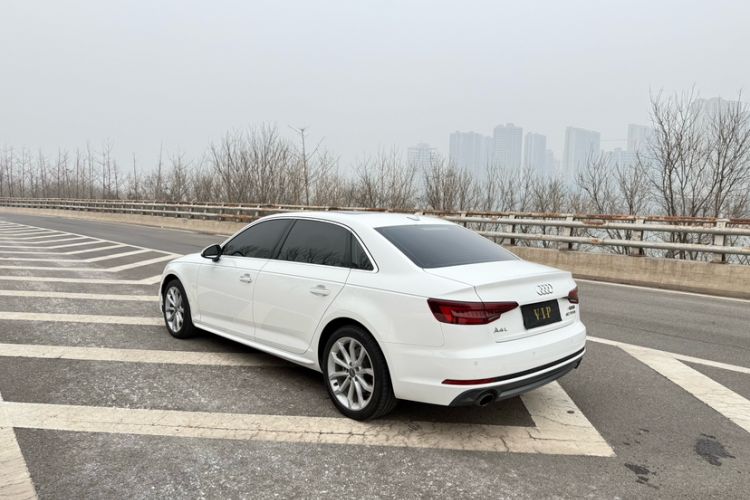 Used Audi A4L 2018 30th Anniversary Edition 40 TFSI Fashion Model
