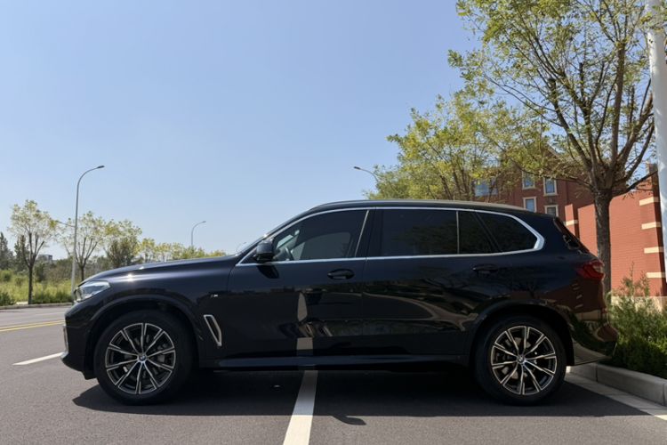 Used BMW X5 2022 Restyled xDrive 30Li M Sport Package
