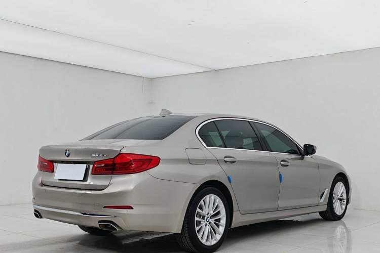 Used BMW 5 Series 2019 Facelifted 525Li Luxury Package
