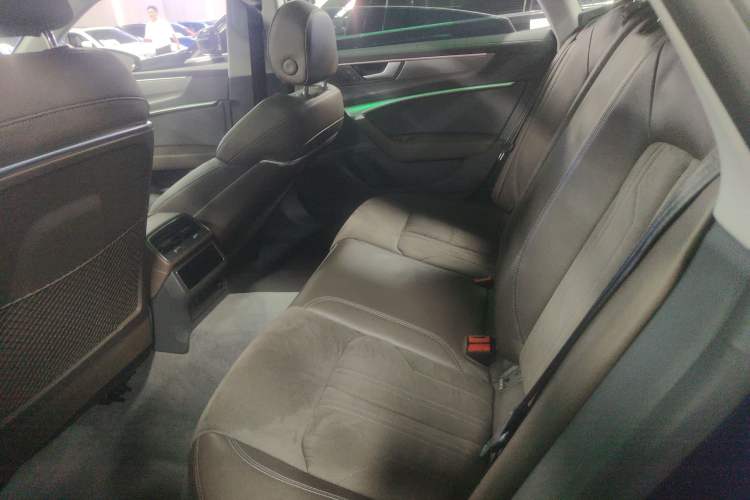 Used Audi A7L 2022 45 TFSI S-line Dream-Building Edition
