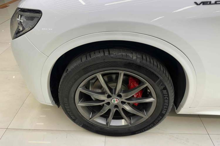 Used Alfa Romeo Stelvio 2017 2.0T 200HP Luxury Edition
