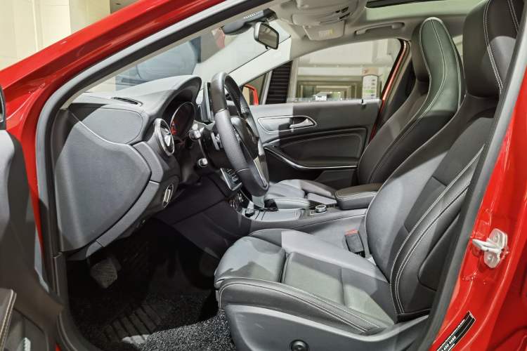 Used Mercedes-Benz GLA 2016 GLA 200 Fashion Model