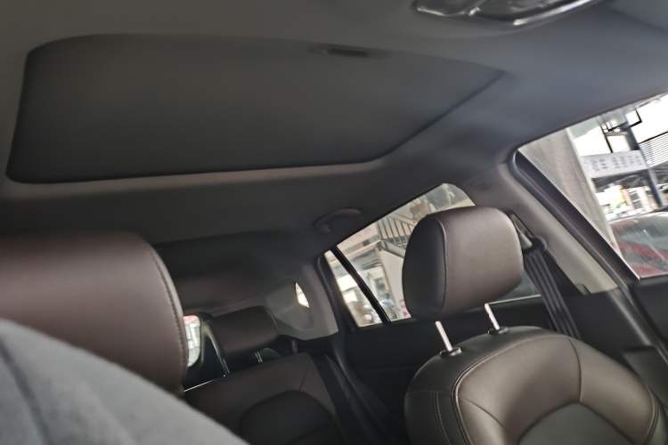 Used GAC Trumpchi GS4 2017 235T Automatic Two-Wheel Drive Luxury Smart Connectivity Version