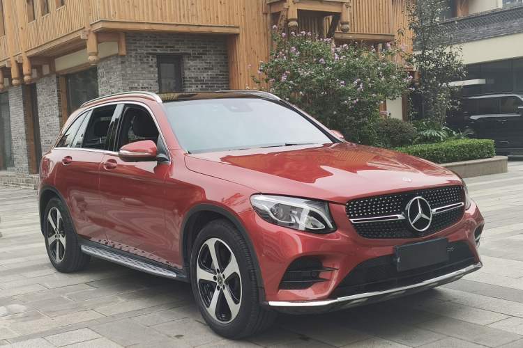 Used Mercedes-Benz GLC 2019 GLC 260 4MATIC Luxury Model
