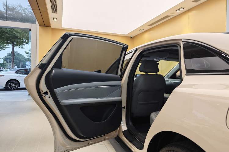 Used XPeng MONA M03 2024 620 with Ultra-Long Range
