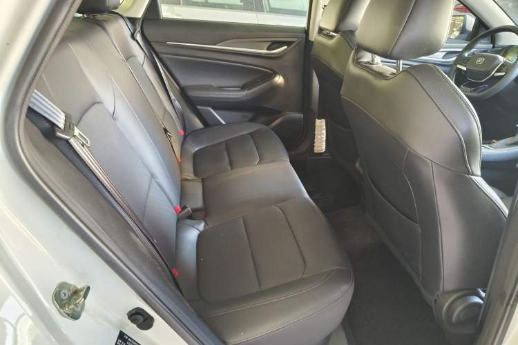 Used Changan Eado 2022 PLUS 1.6L GDI CVT Elite Model
