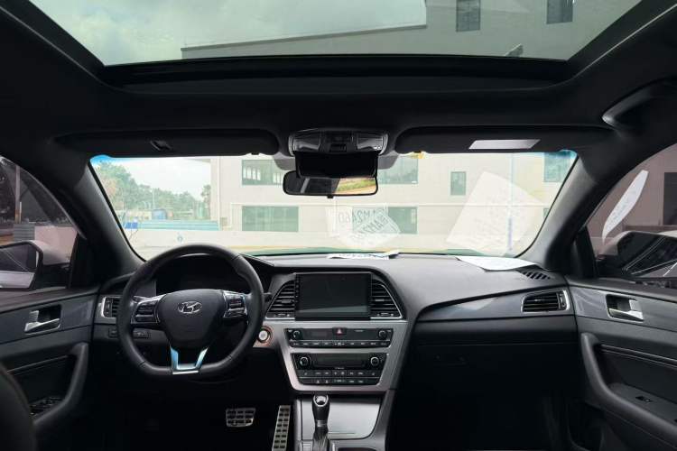 Used Hyundai Sonata 2015 1.6T GLS Smart Model
