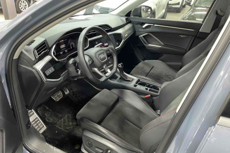 Used Audi Q3 2022 40 TFSI RS Package Performance Model
