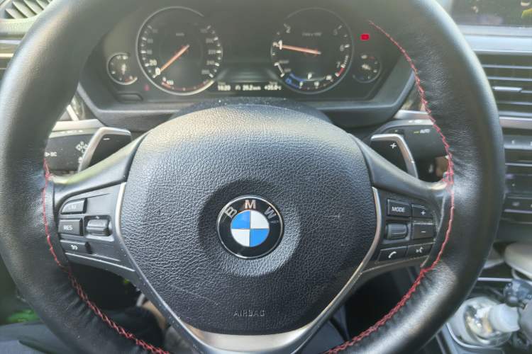 Used BMW 3 Series 2018 320Li Leading Luxury Package

