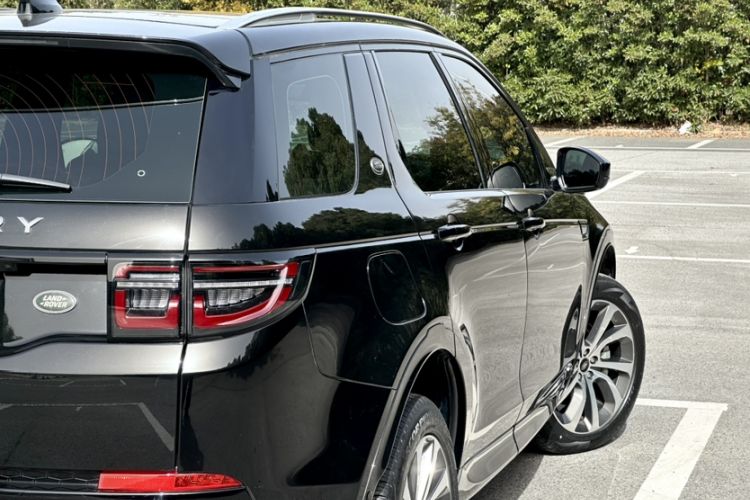 Used Land Rover Discovery Sport 2020 249 PS R-Dynamic Performance Tech Edition 5 Seats
