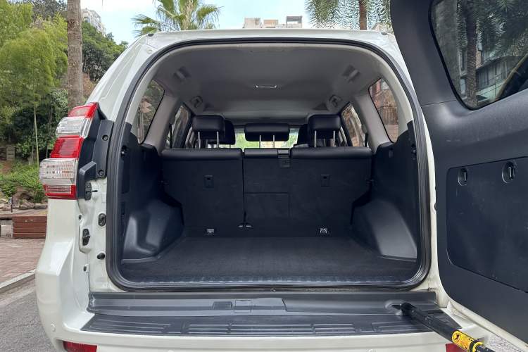 Used Toyota Prado 2016 2.7L Automatic Standard Edition
