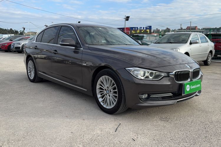Used BMW 3 Series 2014 320Li Luxury Design Package
