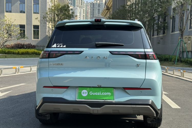 Used AION Y 2022 Plus 70 Tech Edition